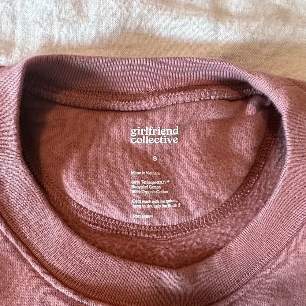 Girlfriend Collective Cropped Sweatshirt - Mauve - Size S - Picture 3 of 3